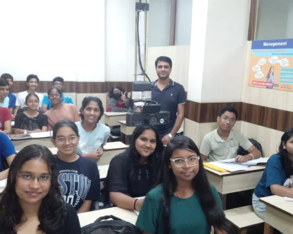 Class 9 and 10 ICSE coaching and test series at Universal Tutorials